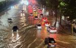 수도권 기록적 폭우에 도로·지하철 침수